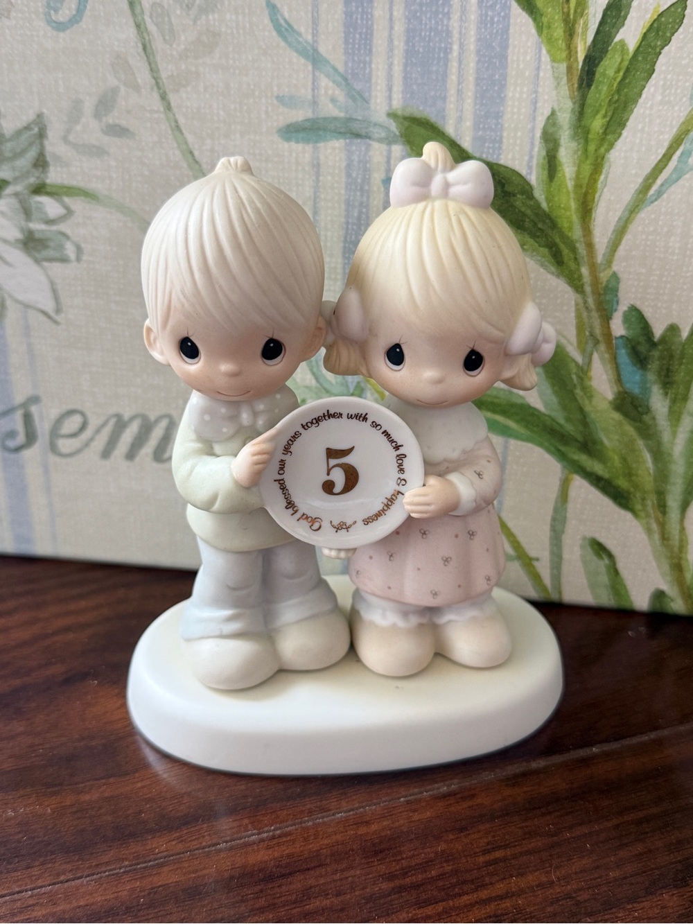 vintage 1983 Precious Moments Porcelain Figurine 5 year anniversary